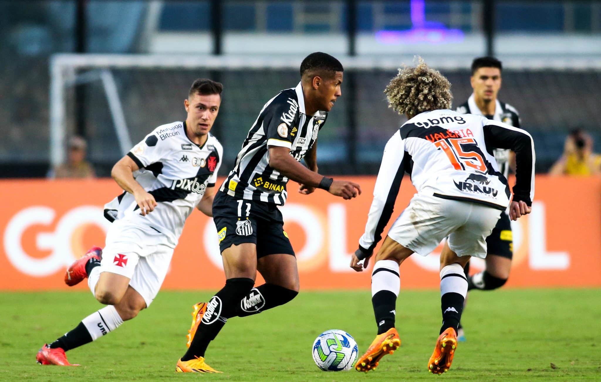 Mais d&iacute;vidas! Vasco tenta negociar d&iacute;vida de mais de R$ 8 milh&otilde;es