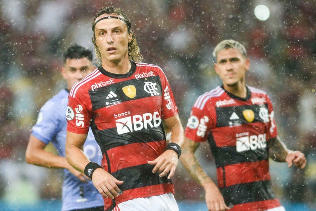 Zagueiro de sa&iacute;da? Mesmo com contrato de renova&ccedil;&atilde;o autom&aacute;tica, jogador do Flamengo pode n&atilde;o ficar