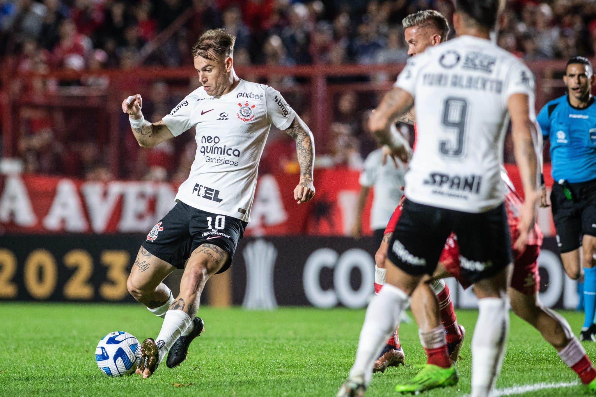 "Ainda nesta semana", diz pai de jogador sobre proposta do Corinthians