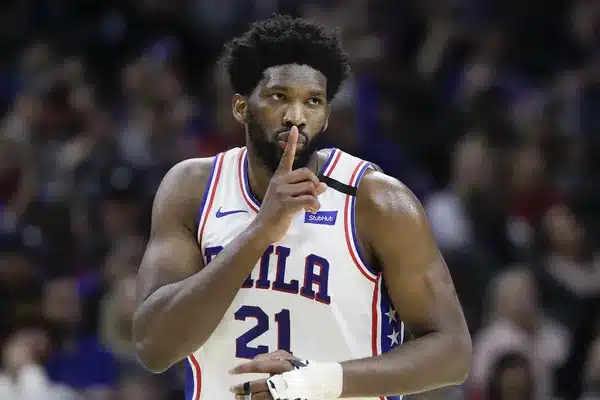 &ldquo;R$ 500 mil. Igualou a proposta&rdquo;; MVP da NBA 2023 toma atitude inusitada e clube se manifesta