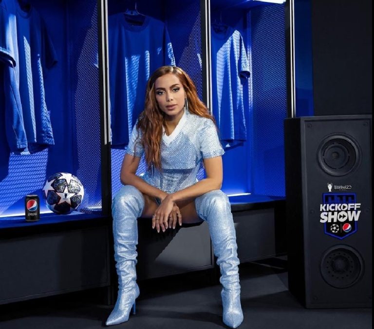 PARTICIPA&Ccedil;&Atilde;O ESPECIAL! Anitta &eacute; anunciada como atra&ccedil;&atilde;o da final da Liga dos Campe&otilde;es