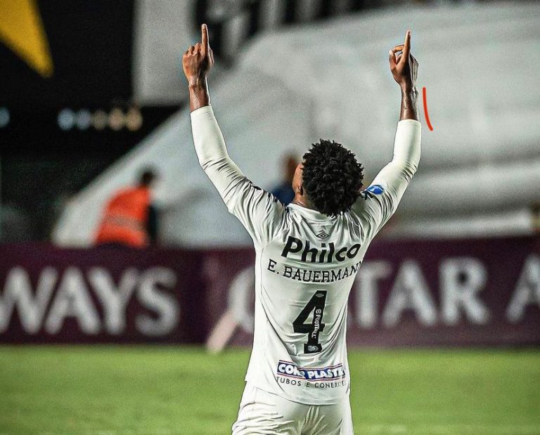 &ldquo;Amea&ccedil;ado e recebeu fortuna&rdquo;; mensagens de Bauermann em pol&ecirc;mica de apostas no Brasileir&atilde;o s&atilde;o reveladas