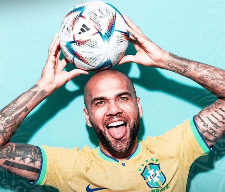 Psic&oacute;loga contratada por Daniel Alves &eacute; autorizada a avaliar v&iacute;tima