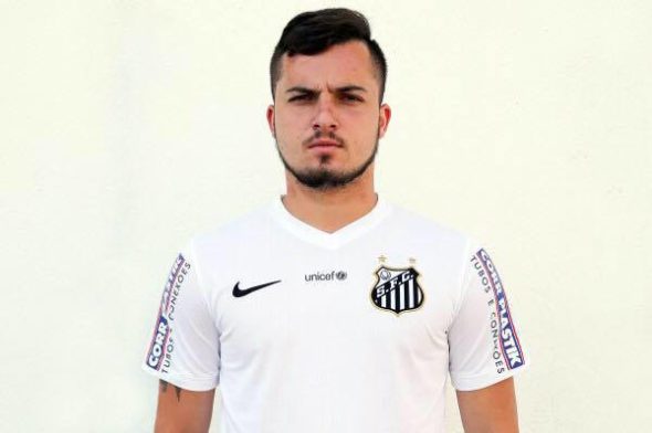 &ldquo;Vai voltar&rdquo;, Jean Chera assina com novo clube e destino surpreende torcedores