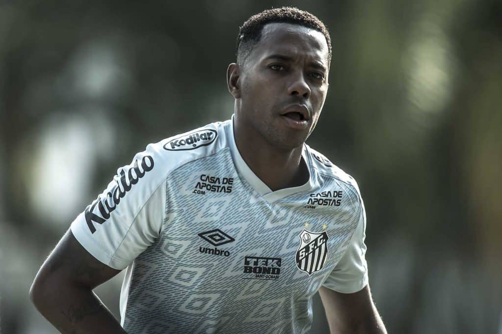 &Aacute;udios vazados de Robinho ap&oacute;s condena&ccedil;&atilde;o por estupro coletivo chocam mundo do futebol