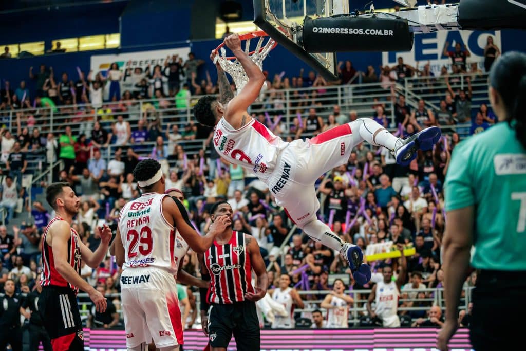 &ldquo;Tem gotejamento&rdquo;; brasileiro no Draft da NBA explica idolatria por Neymar