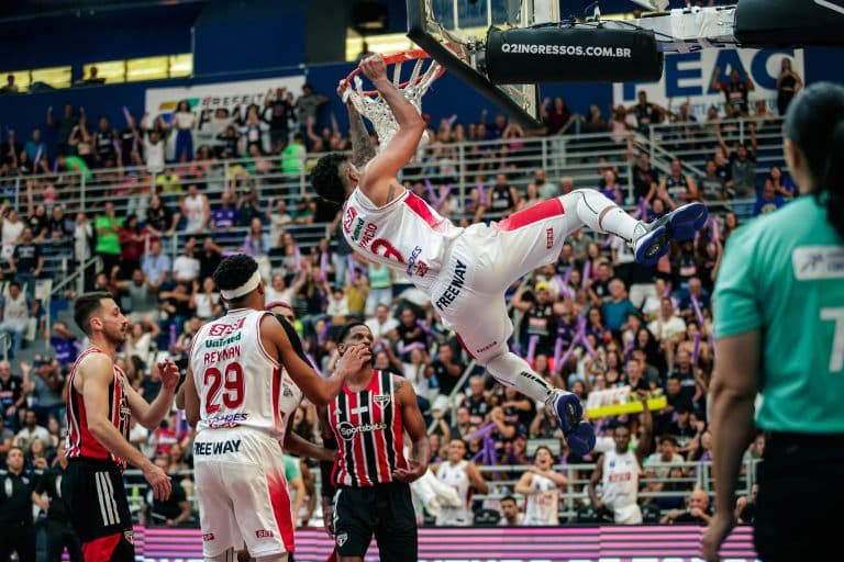 &ldquo;Tem gotejamento&rdquo;; brasileiro no Draft da NBA explica idolatria por Neymar