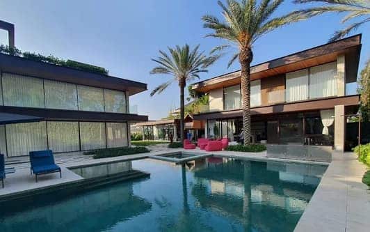 Luxo no Rio de Janeiro! &Iacute;dolo do Corinthians investe em mans&atilde;o de R$ 20 milh&otilde;es