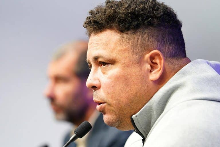 &lsquo;Saiu a zika&rsquo;: Ronaldo Fen&ocirc;meno revela bastidores de 1&ordm;&nbsp;gol&nbsp;na&nbsp;Copa pela Sele&ccedil;&atilde;o Brasileira