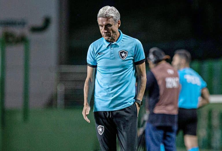 BOMBA! Lu&iacute;s Castro tem futuro definido no Botafogo ap&oacute;s oferta de outro mundo da Ar&aacute;bia
