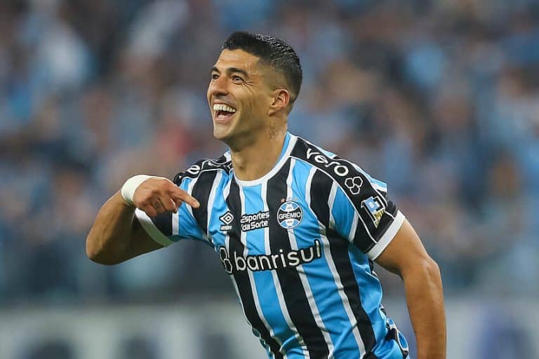 &Eacute; MUITA GRANA, veja quais jogadores o Gr&ecirc;mio poderia comprar com a multa de Su&aacute;rez