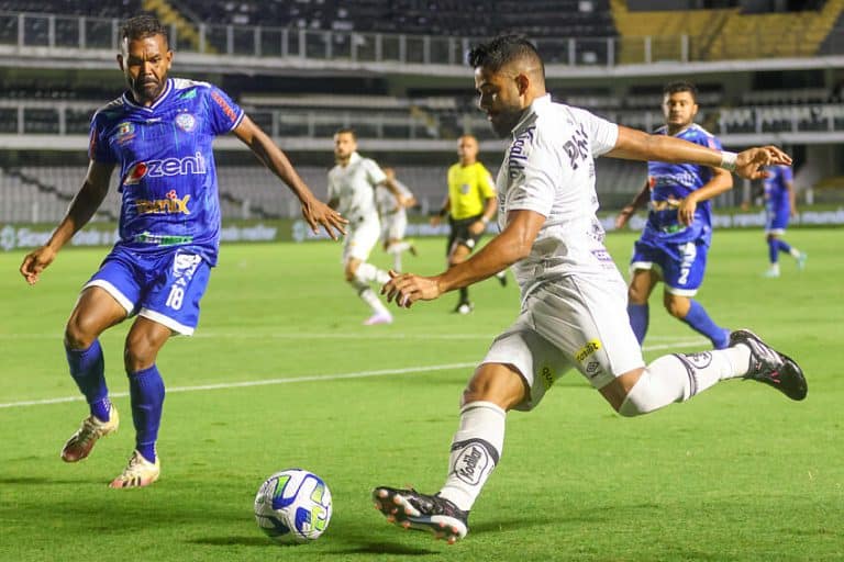 &ldquo;Desrespeitou o Santos&rdquo;, torcida detona atitude de Felipe Jonathan e implora por sa&iacute;da imediata