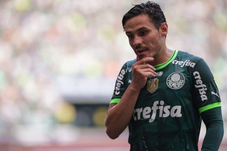 Marco Aur&eacute;lio Cunha revela motivo que tirou Veiga do S&atilde;o Paulo