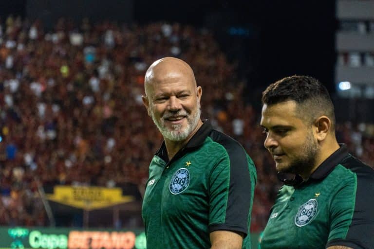 BOM NOME? Jornalista traz bomba sobre novo refor&ccedil;o do Coritiba