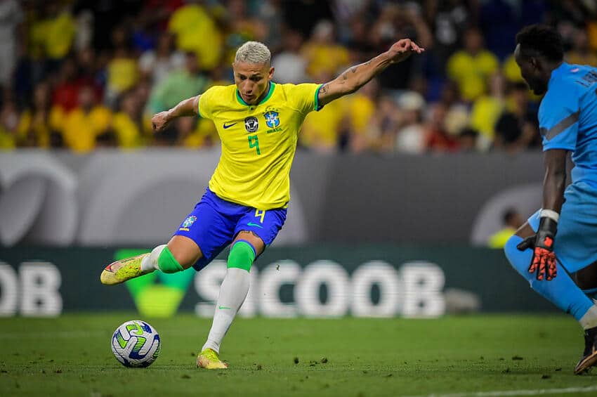 TEM FARO DE GOL! Richarlison tem n&uacute;meros inferiores a craque&nbsp;do&nbsp;Senegal