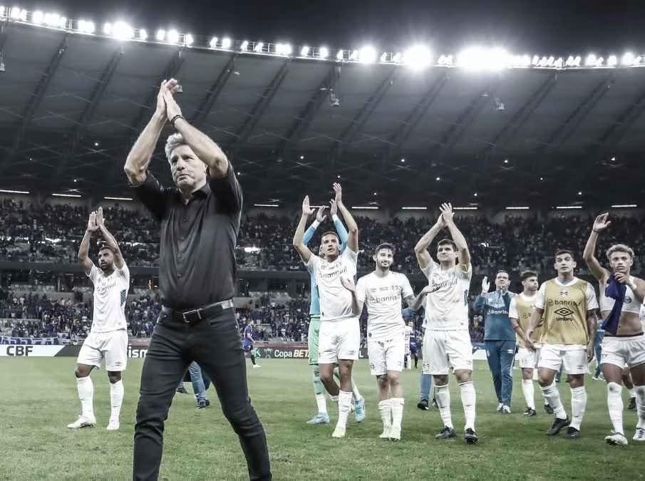 Renato Ga&uacute;cho elogia Luis Su&aacute;rez em classifica&ccedil;&atilde;o do Gr&ecirc;mio e diz: &ldquo;&Eacute; um cara de um car&aacute;ter muito grande, gosta de ganhar&rdquo;