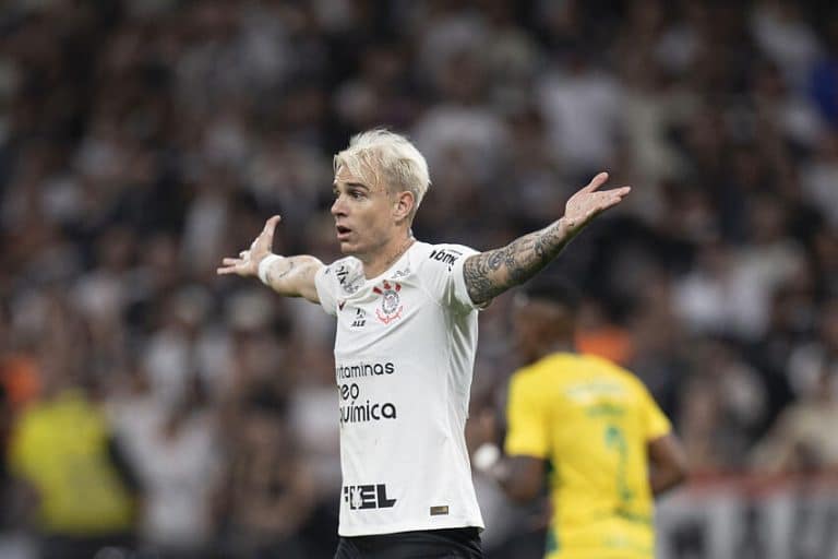 FALOU MESMO! R&oacute;ger Guedes solta o verbo e torcida do Corinthians fica fervorosa