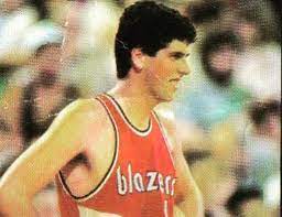 &ldquo;&Eacute; meu maior arrependimento&rdquo;, declara Rolando Ferreira, primeiro brasileiro na NBA