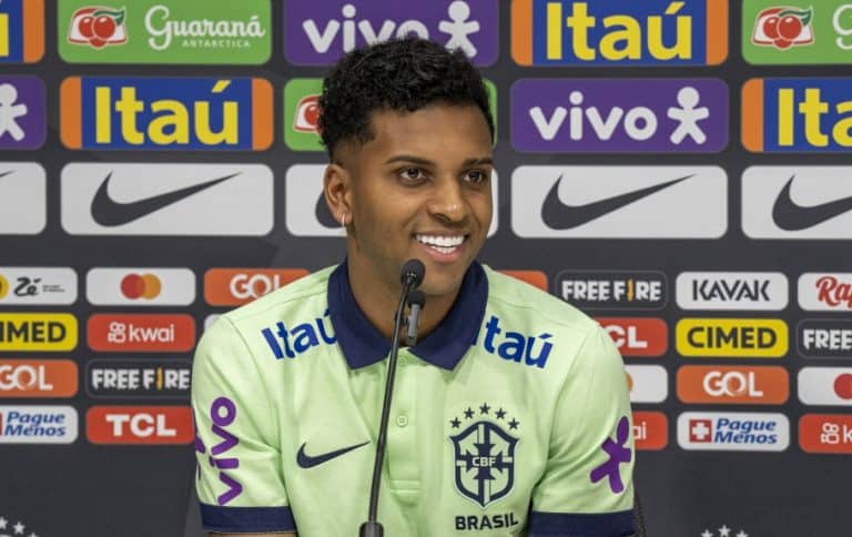 URGENTE! Rodrygo revela &uacute;nica condi&ccedil;&atilde;o para jogar no S&atilde;o Paulo