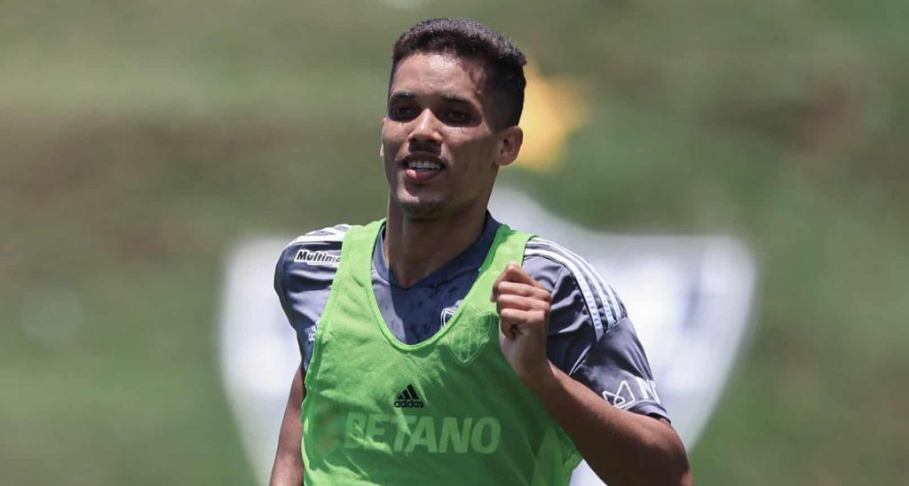 BOMBA! Empres&aacute;rio de Pedrinho tira sarro do Corinthians e arruma confus&atilde;o com Fiel Torcida