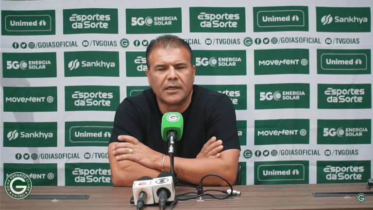 Dirigente do Goi&aacute;s detona CBF por erros de arbitragem e vira not&iacute;cia em Portugal
