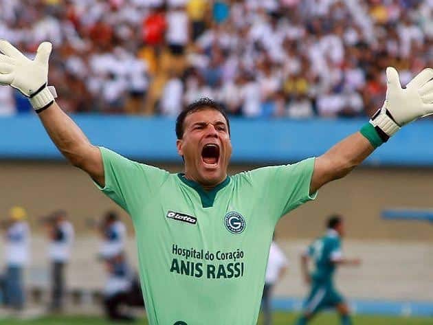 Veja quem s&atilde;o os 5 maiores goleiros da hist&oacute;ria do Goi&aacute;s