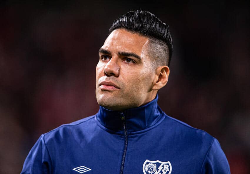 &Eacute; PRA LOTAR O AEROPORTO! Gigante da S&eacute;rie A est&aacute; pr&oacute;ximo de fechar com Falc&atilde;o Garcia