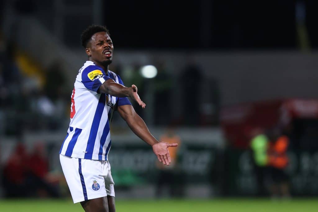 Wilson Manaf&aacute;: Botafogo tem &uacute;nica condi&ccedil;&atilde;o para fechar com novo refor&ccedil;o