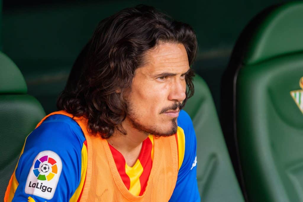 URGENTE! Dois gigantes brasileiros disputam contrata&ccedil;&atilde;o de Edinson Cavani