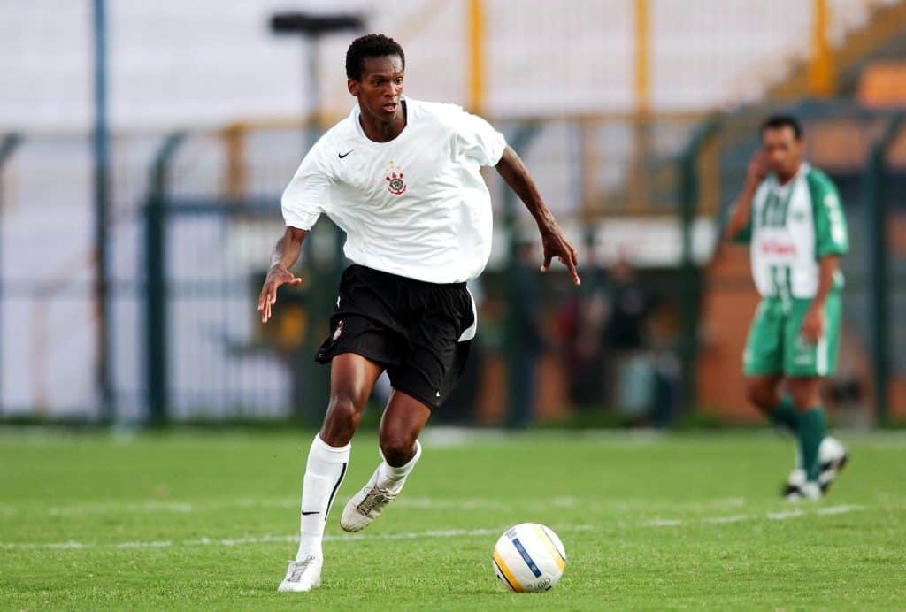 Veja quem s&atilde;o os maiores artilheiros do Corinthians no s&eacute;culo XXI