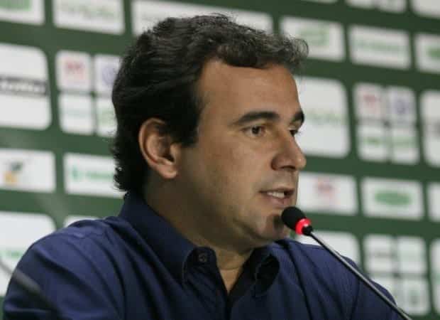 Veja quem s&atilde;o os 5 maiores goleiros da hist&oacute;ria do Goi&aacute;s