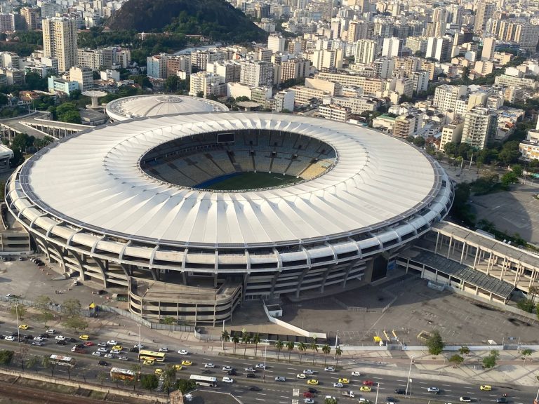 Qual a capacidade do Maracan&atilde;?