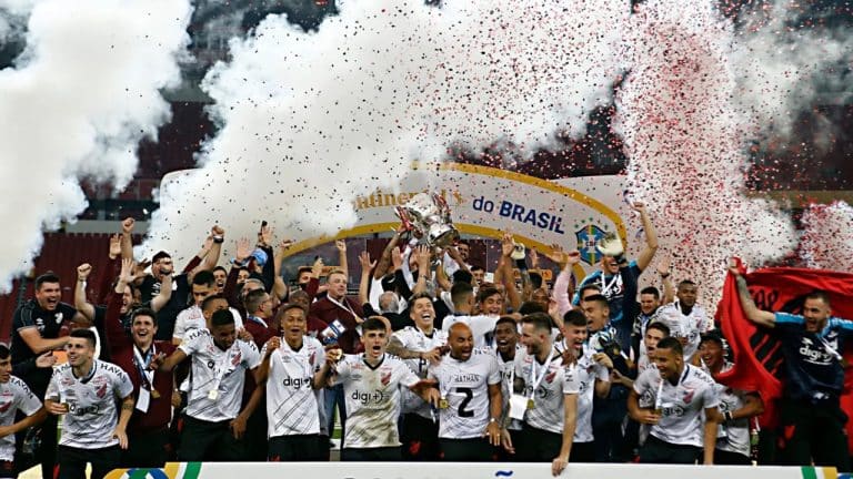 Quantas finais de Copa do Brasil o Athletico-PR jogou?