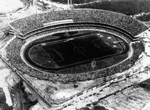 Quantas pessoas cabem no Morumbi?