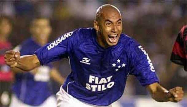 Veja os maiores zagueiros da hist&oacute;ria do Cruzeiro