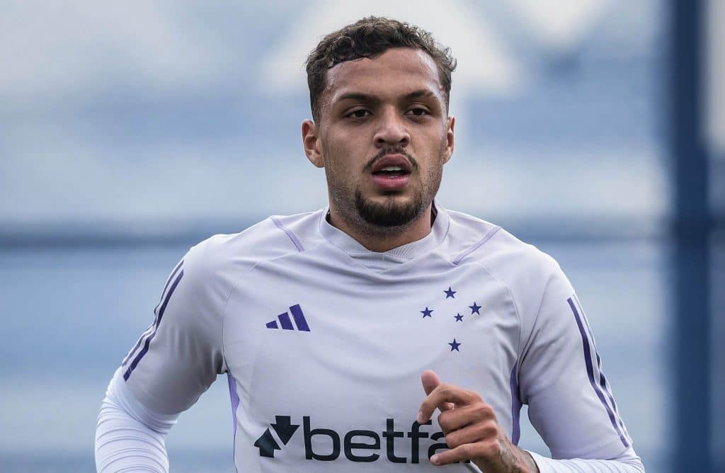 Aconteceu agora: Daniel Jr recebe proposta da Europa e Cruzeiro toma decis&atilde;o sobre neg&oacute;cio