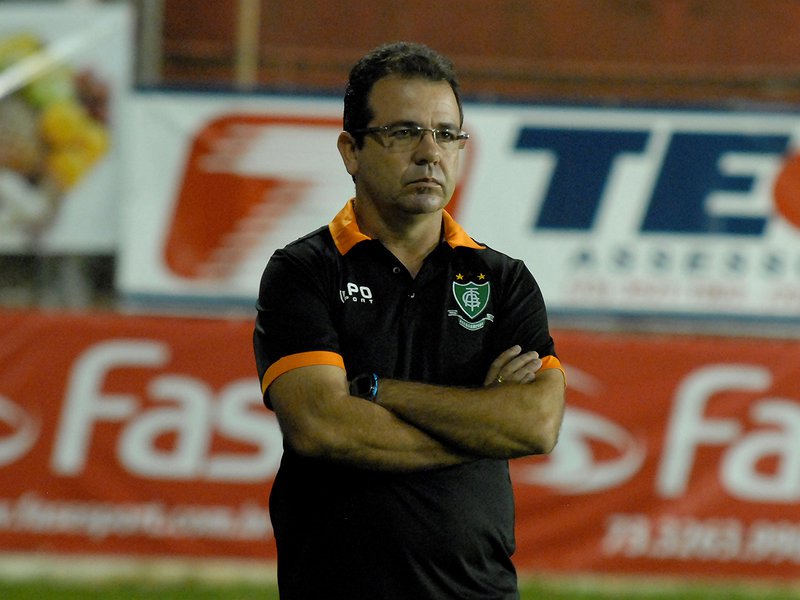 Veja quem s&atilde;o os 5 maiores treinadores da hist&oacute;ria do Am&eacute;rica-MG