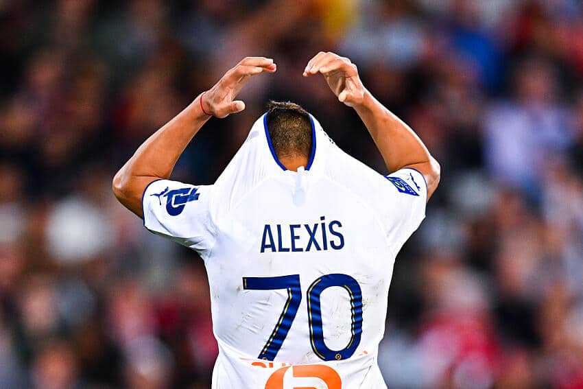 PEDIU UMA FORTUNA! Sal&aacute;rio de Alexis S&aacute;nchez no Brasil &eacute; divulgado e valores assustam