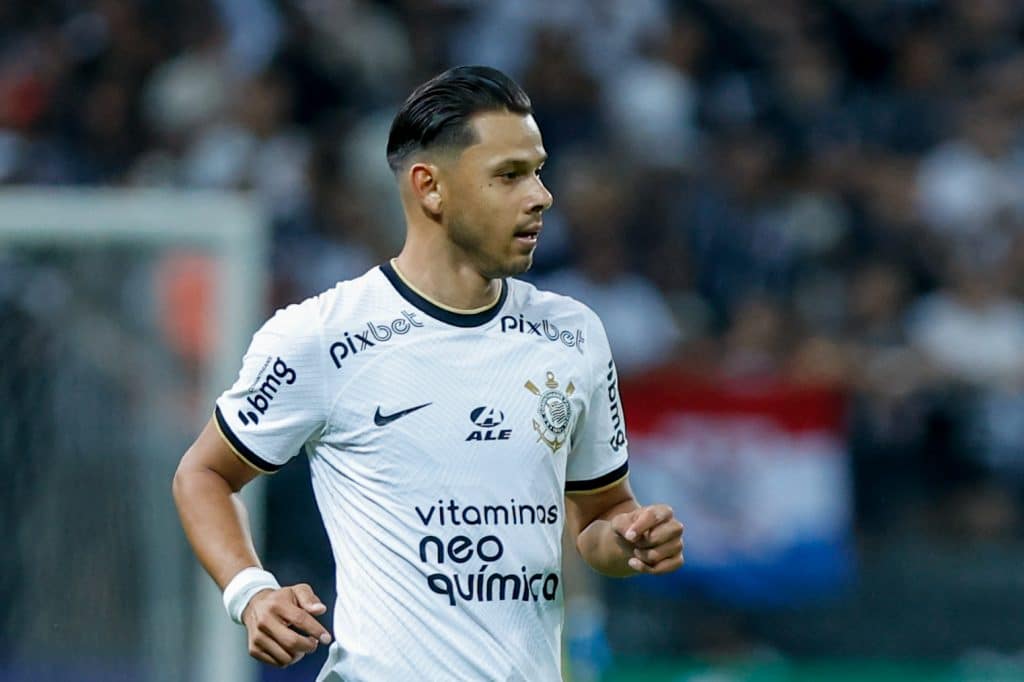 Torcida do Corinthians &lsquo;fica maluca&rsquo; e faz exig&ecirc;ncia para &Aacute;ngel Romero em pol&ecirc;mica