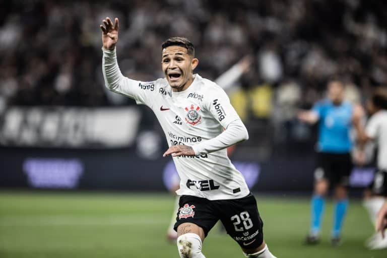 Adson recebe proposta MILION&Aacute;RIA da Europa e &lsquo;bomba&rsquo; chega &agrave; torcida do Corinthians