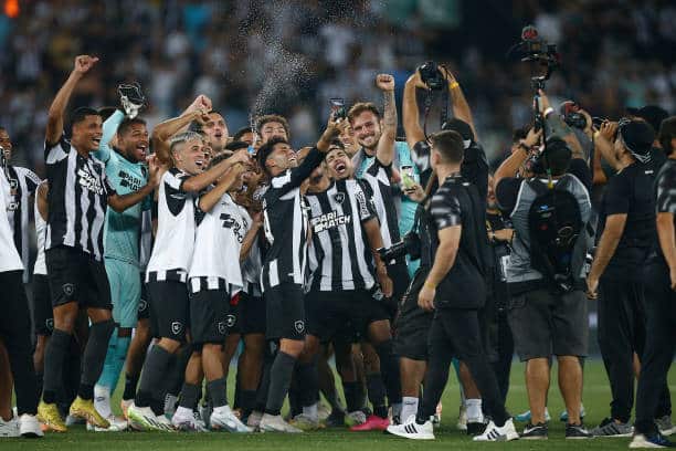 Botafogo registra melhor primeiro turno da hist&oacute;ria