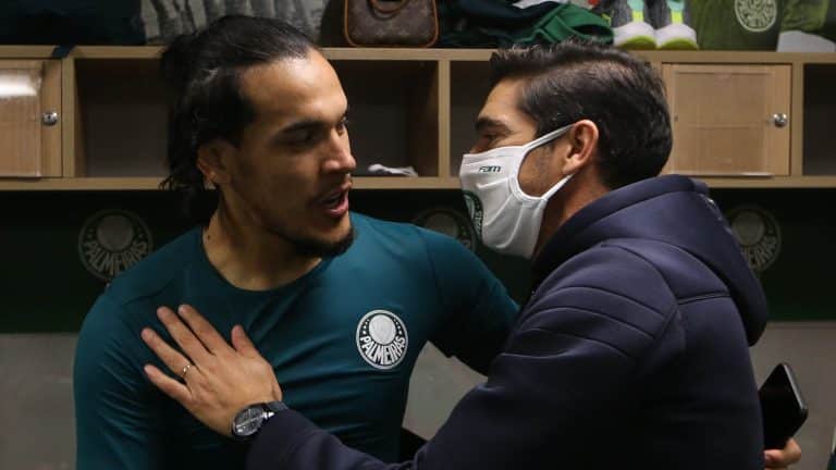 Abel Ferreira descobre &lsquo;novo Gustavo G&oacute;mez&rsquo; e Palmeiras sabe valor para fechar neg&oacute;cio