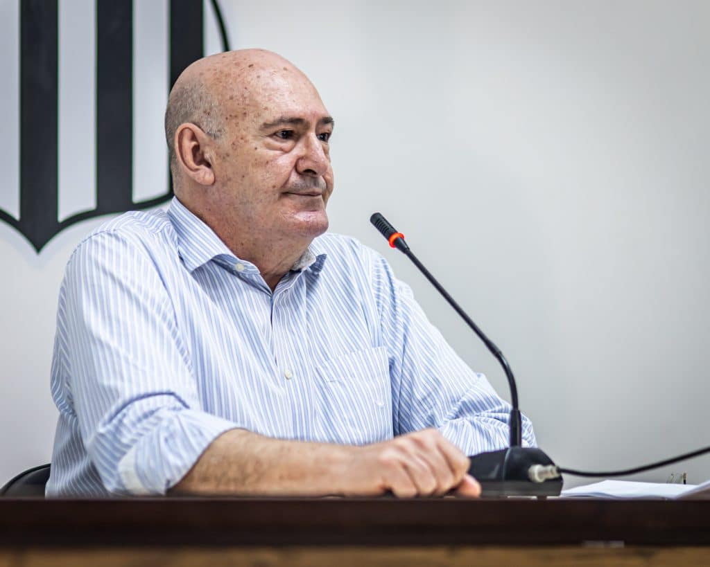 FIM DA LINHA! Sob gest&atilde;o de Andr&eacute;s Rueda, Santos demite seu oitavo treinador