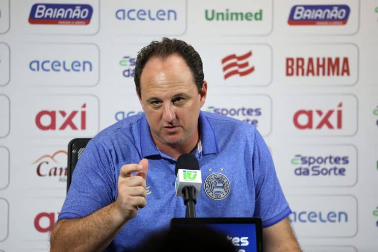 Rog&eacute;rio Ceni &lsquo;tira sarro&rsquo; de jornalista que brigou com Renato Paiva ao vivo no Bahia