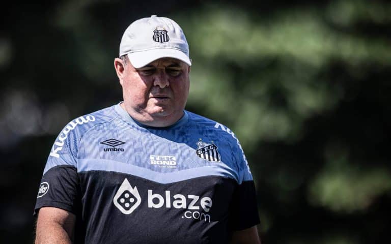 Precisam ser titulares: Torcida do Santos acha dois &lsquo;REFOR&Ccedil;OS&rsquo; para Marcelo Fernandes evitar VEXAME na S&eacute;rie A