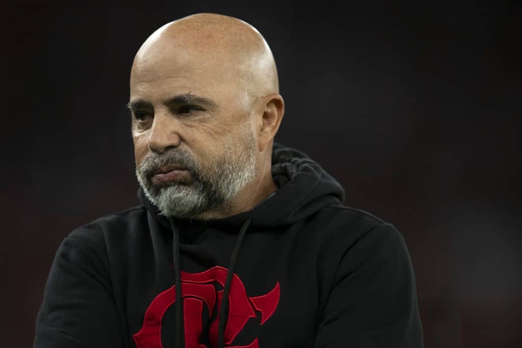 URGENTE! Flamengo anuncia demiss&atilde;o de Sampaoli e define + sa&iacute;das