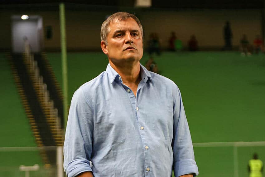 Astro do futebol europeu pode desembarcar no Santos nos pr&oacute;ximos dias