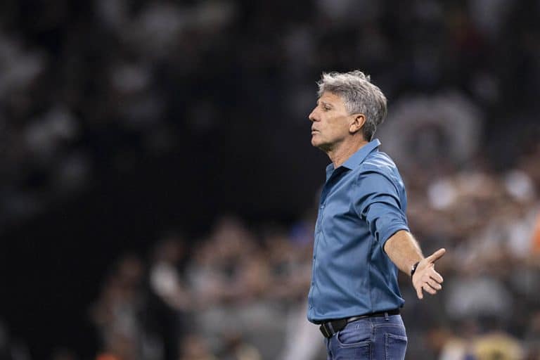 ELE E MAIS DEZ! Renato Ga&uacute;cho &eacute; DEFINITIVO e exige que Gr&ecirc;mio compre jogador