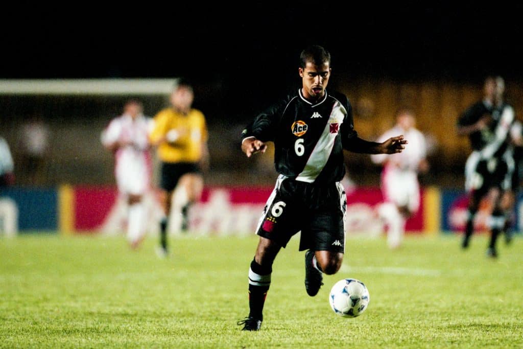 Veja quem s&atilde;o os 5 maiores laterais-esquerdos da hist&oacute;ria do Vasco da Gama