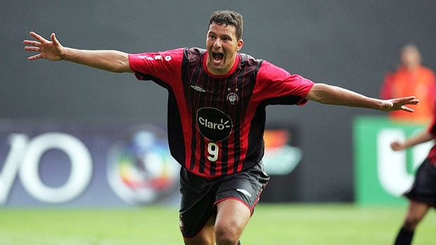 Quem bate a marca hist&oacute;rica? Washington revela atacante com potencial para ultrapassar feito